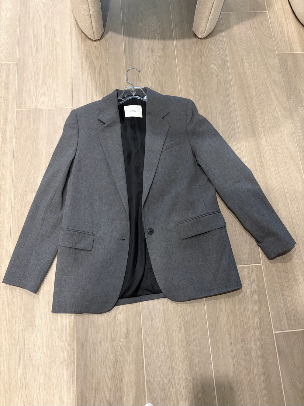 Aritzia Gray Single-Button Women's Blazer
